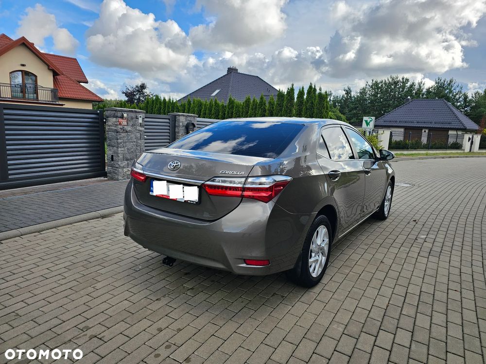 Toyota Corolla 1.6 Comfort - 21