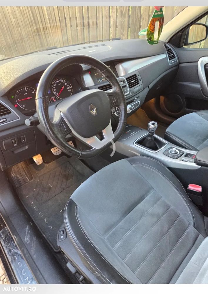 Renault Laguna - 4