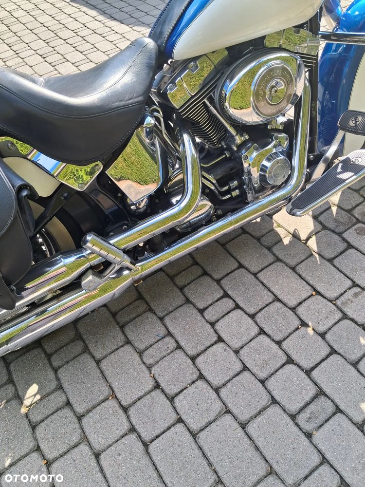 Harley-Davidson Softail Deluxe - 17