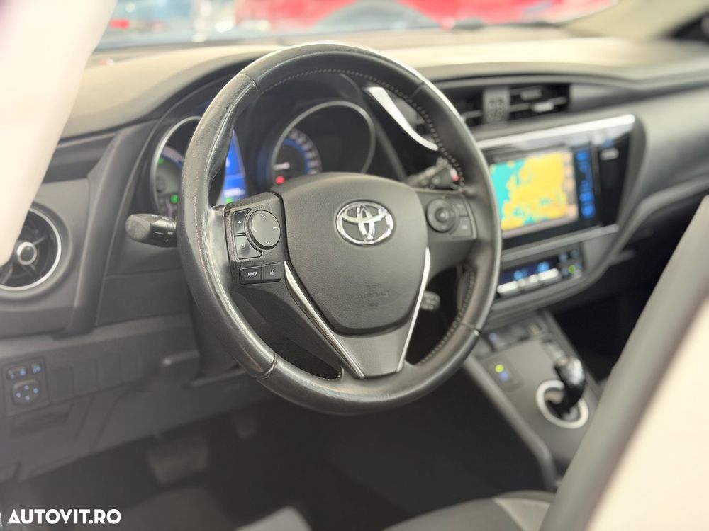 Toyota Auris 1.8 VVT-i Automatik Design Edition - 15