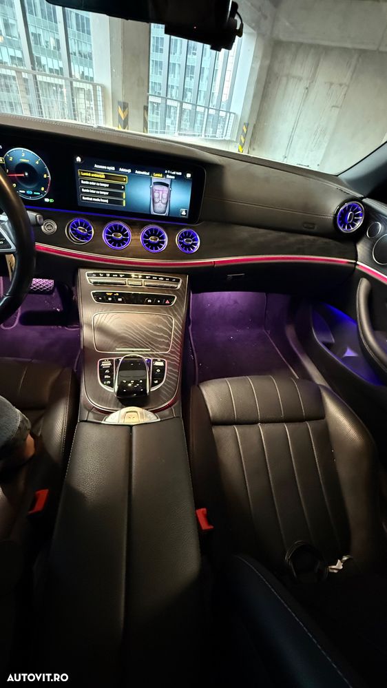 Mercedes-Benz E - 10