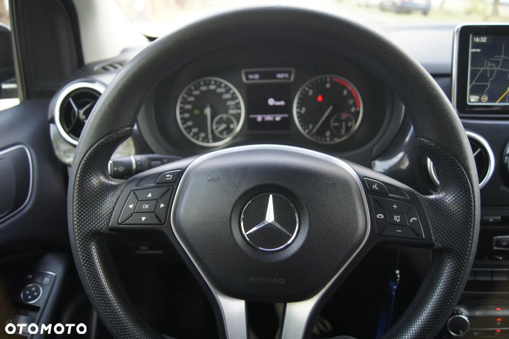 Mercedes-Benz Klasa B 180 CDI (BlueEFFICIENCY) - 10