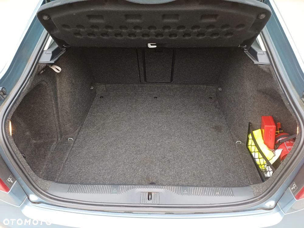 Skoda Octavia 1.6 Ambiente EU5 - 15