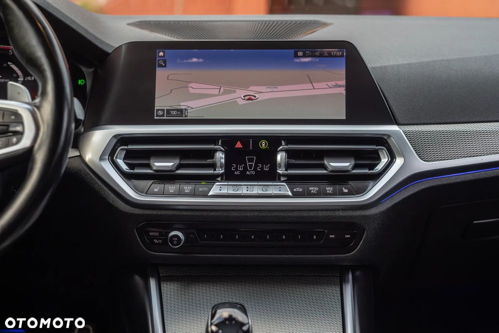 BMW Seria 3 320d xDrive M Sport sport - 24