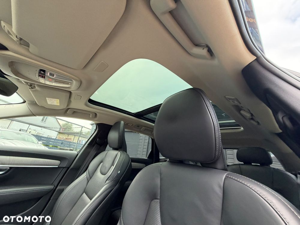 Volvo V90 - 28