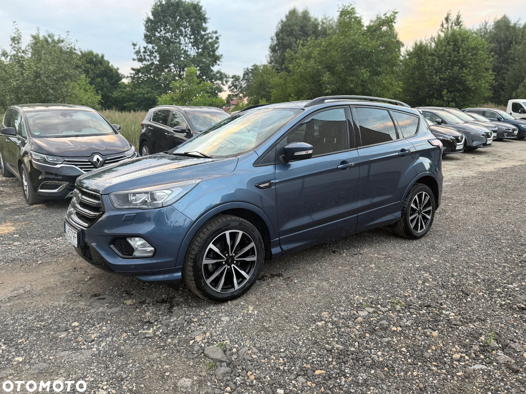 Ford Kuga 1.5 EcoBoost 2x4 ST-Line - 1