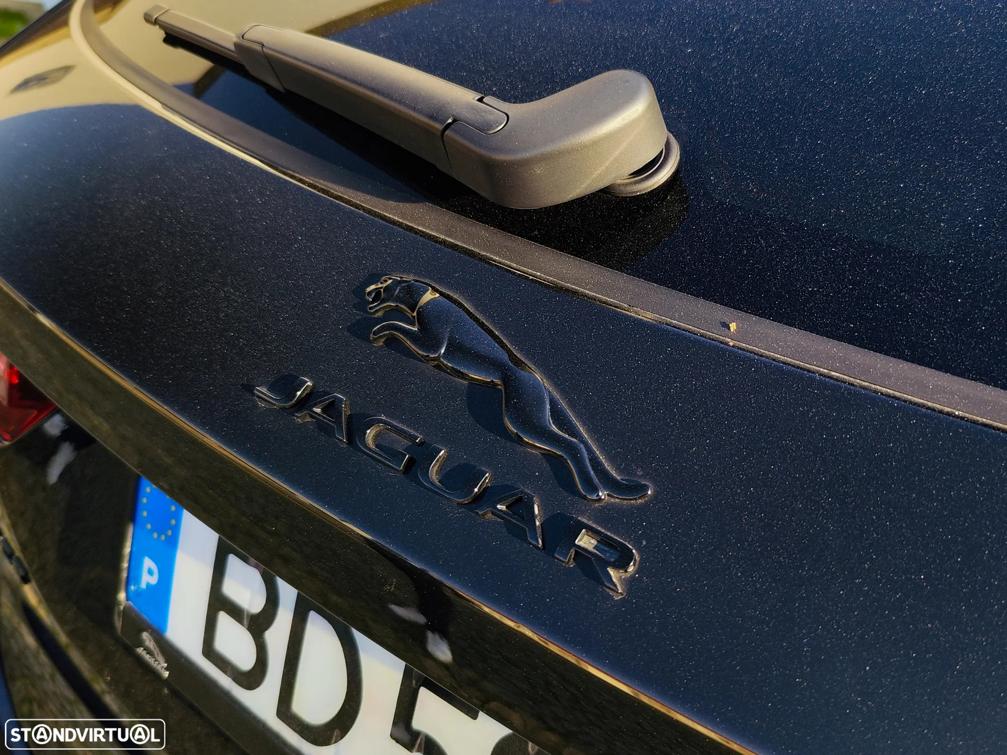 Jaguar F-Pace 2.0 P400e AWD R-Dynamic Black - 23