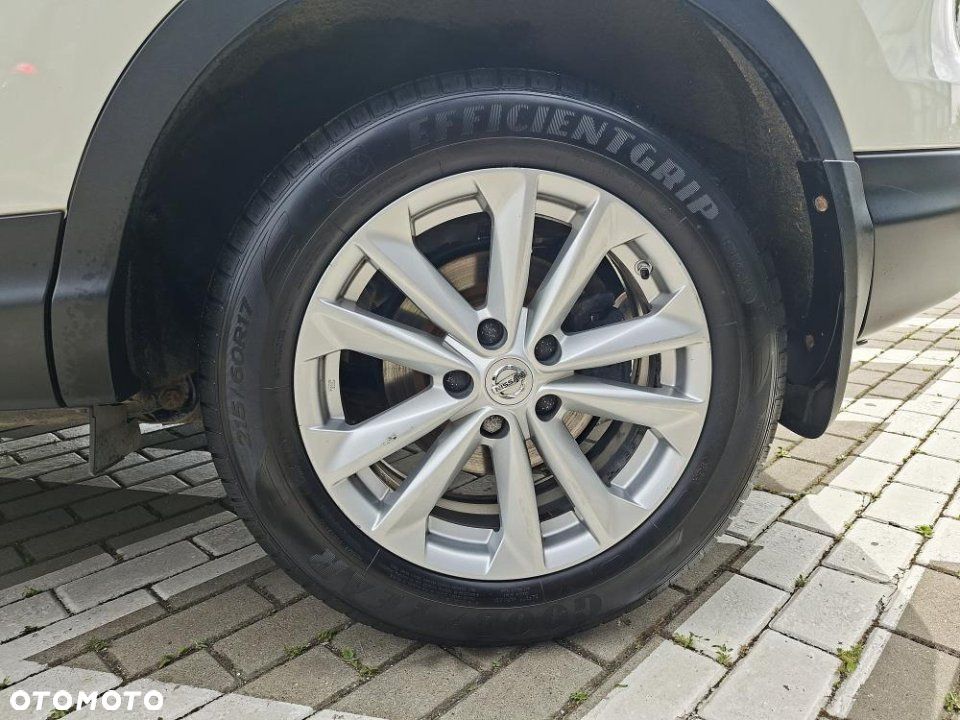 Nissan Qashqai - 10