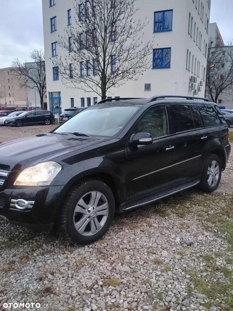 Mercedes-Benz GL - 7