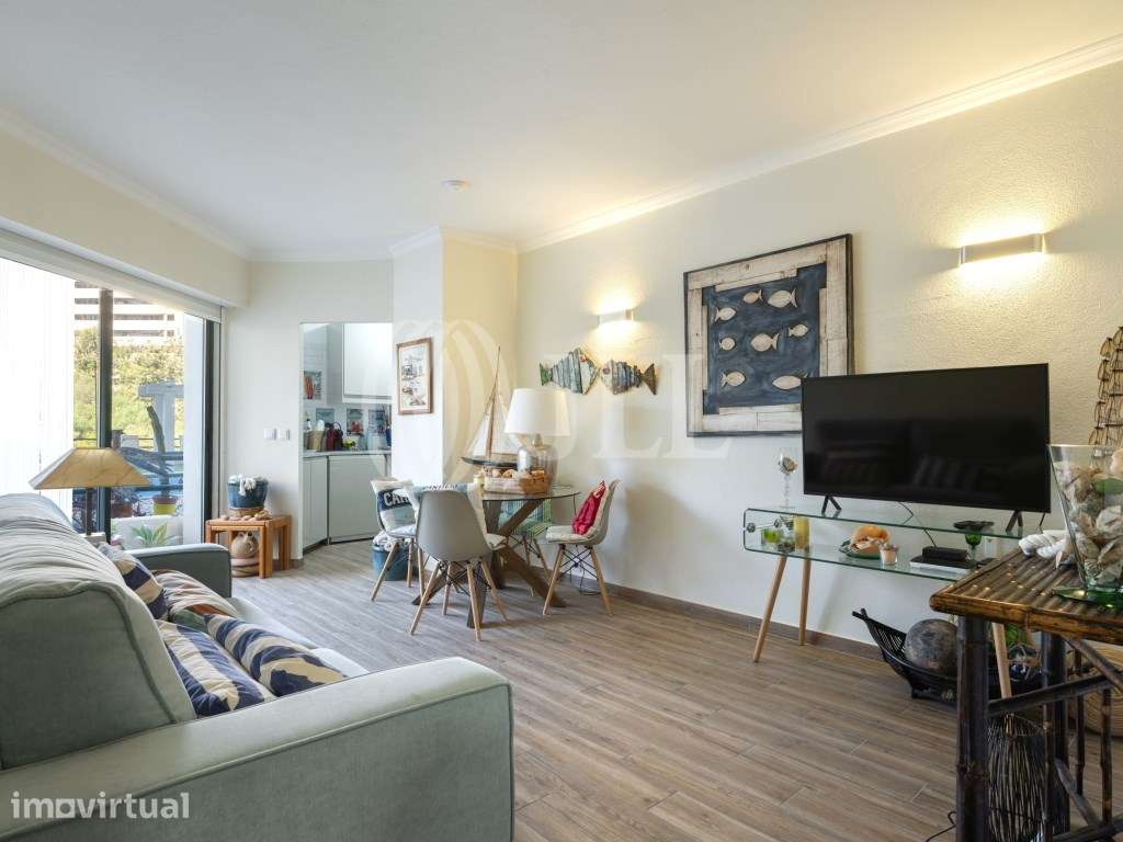 Apartamento T1+1 com estacionamento, Vilamoura Algarve - Grande imagem: 4/22