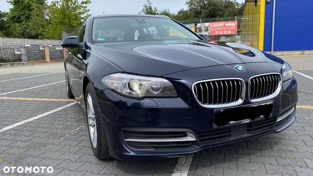 BMW Seria 5 520d Luxury Line - 11