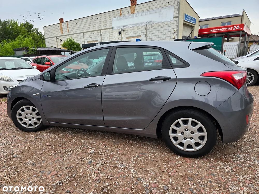 Hyundai i30 blue 1.6 GDI Trend - 9