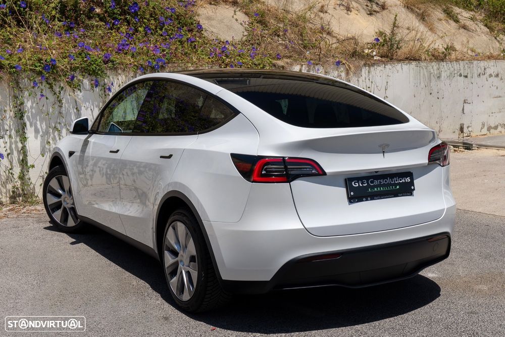 Tesla Model Y RWD - 7