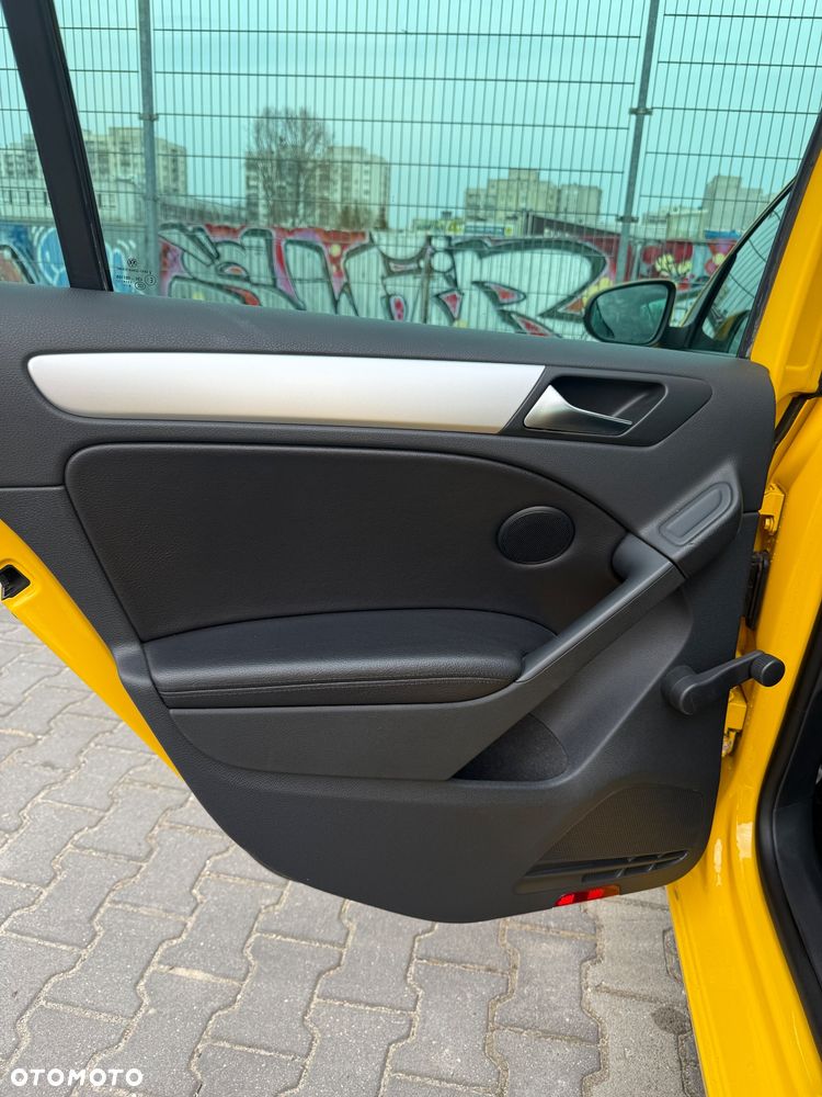 Volkswagen Golf 2.0 TDI DPF DSG Highline - 12