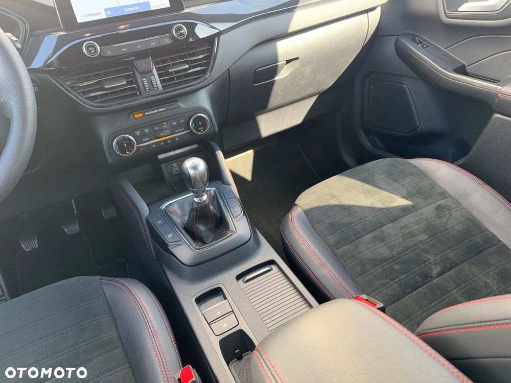 Ford Kuga 1.5 EcoBoost FWD ST-Line - 20
