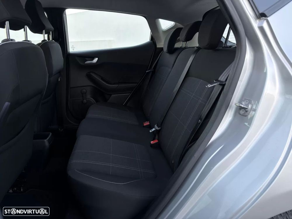Ford Fiesta 1.1 TREND - 12
