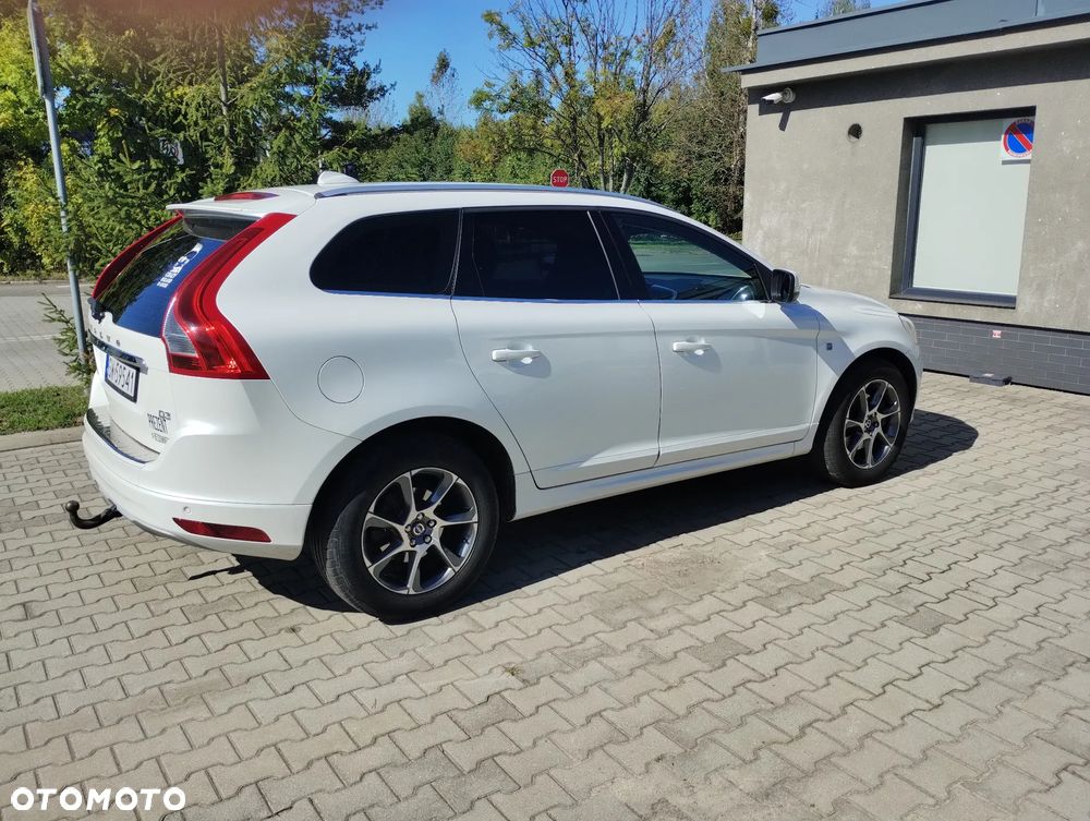 Volvo XC 60 D3 Drive-E Ocean Race - 8