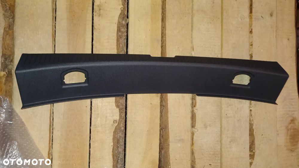 VW TOURAN OSŁONA TYLNEGO PASA 1T0863459 - 1