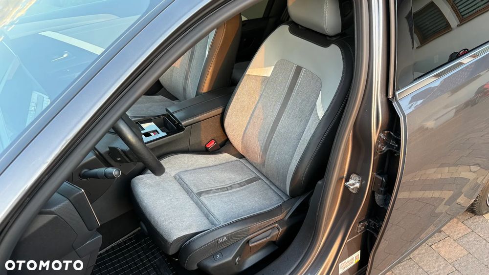 Opel Astra 1.2 T Elegance S&S - 6
