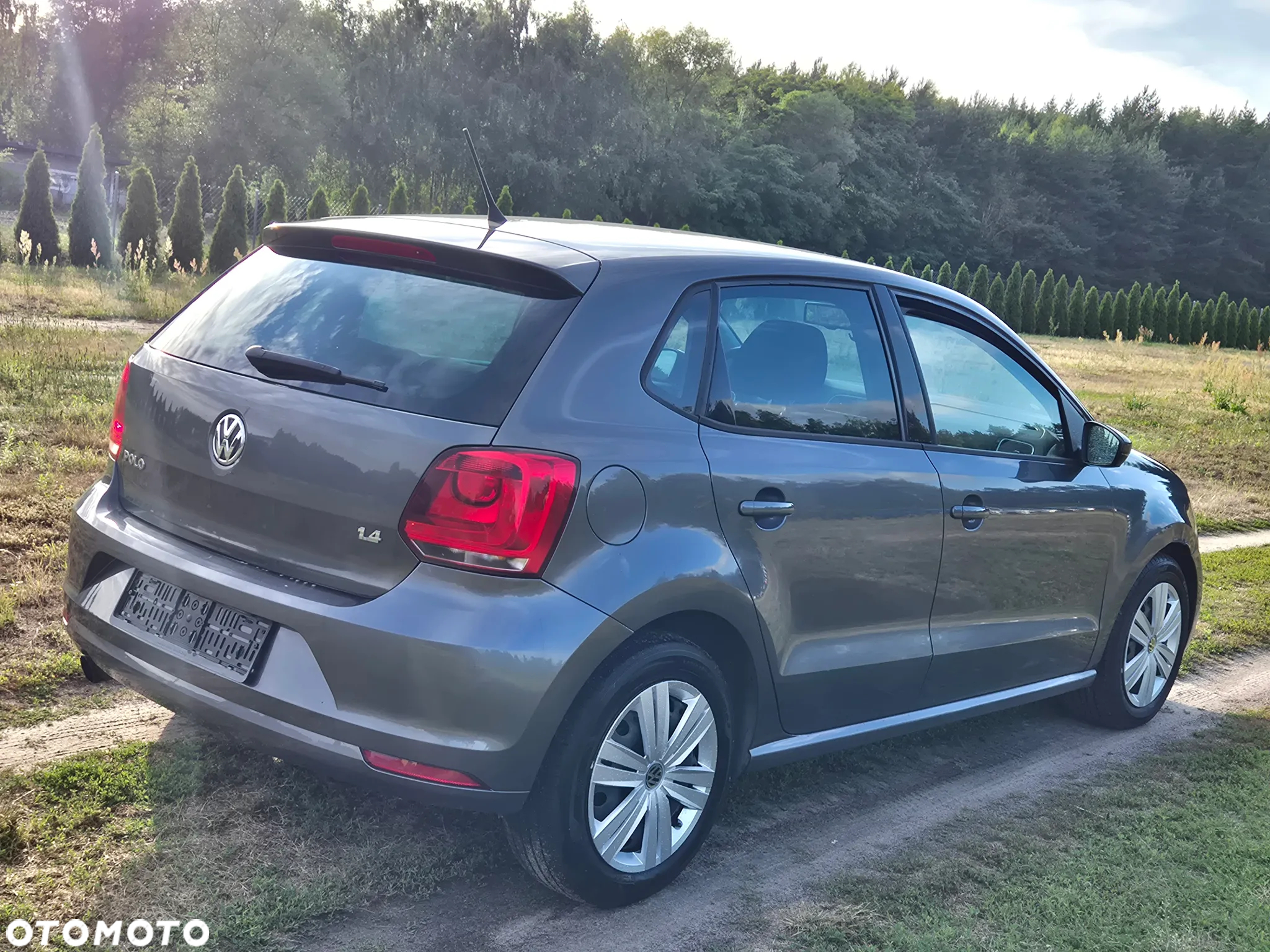 Volkswagen Polo 1.4 16V Highline - 5
