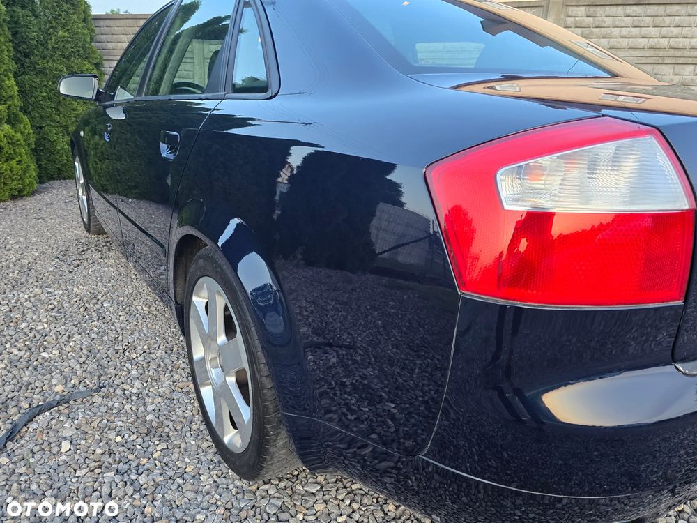 Audi A4 Limousine 1.8 T - 14