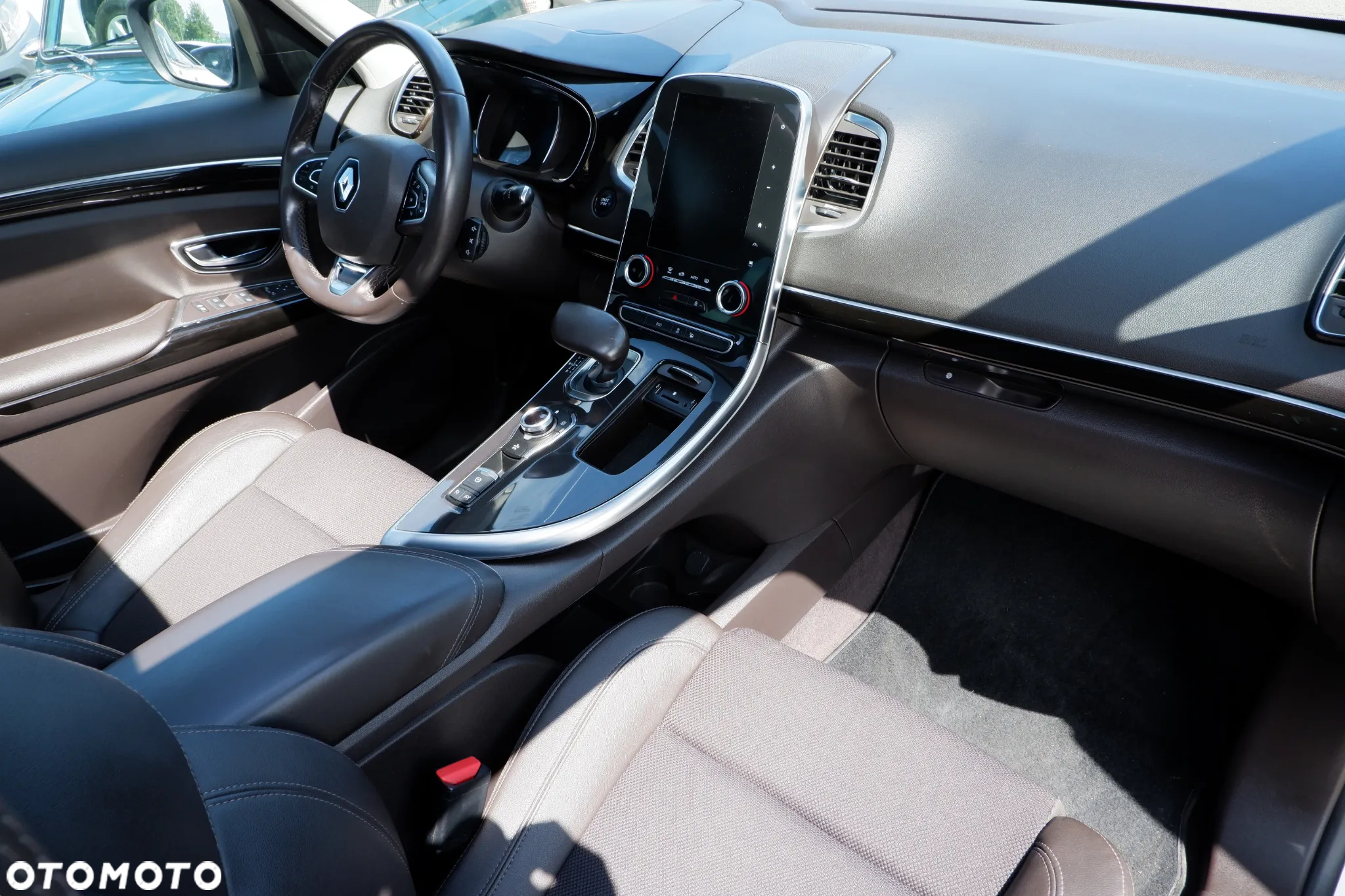 Renault Espace 1.6 dCi Energy SL Techno EDC 7 os - 4