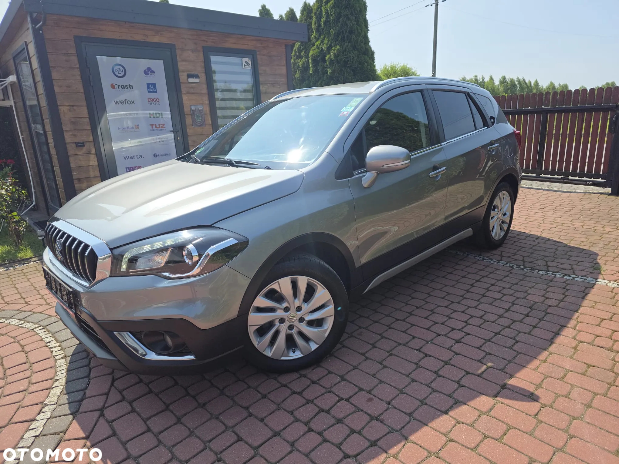Suzuki SX4 S-Cross 1.4 T Premium - 3