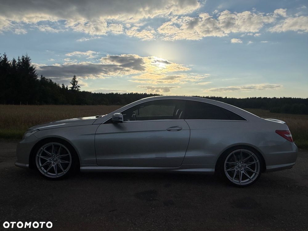 Mercedes-Benz Klasa E 500 - 9