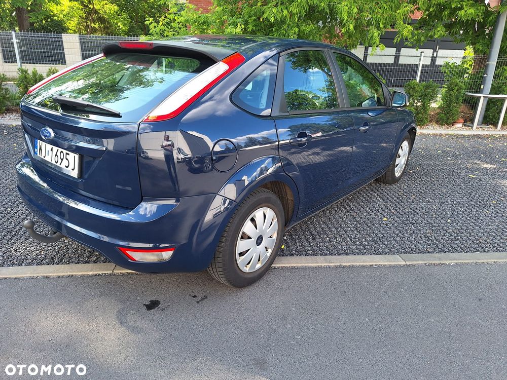 Ford Focus 1.8 Style - 10