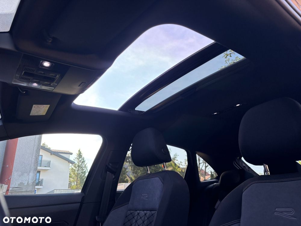 Volkswagen Taigo 1.0 TSI OPF DSG R-Line - 11