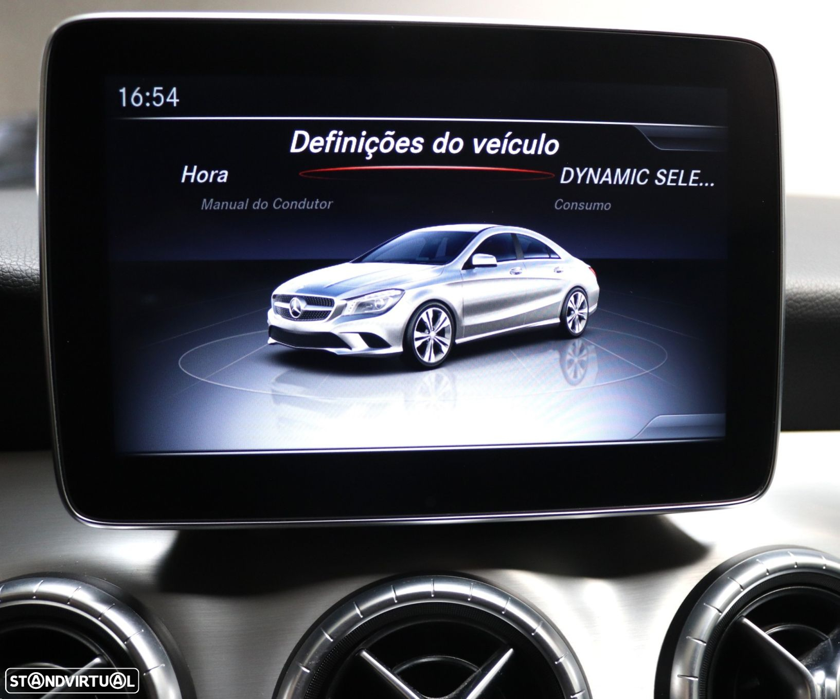 Mercedes-Benz CLA 200 CDi AMG Line - 34