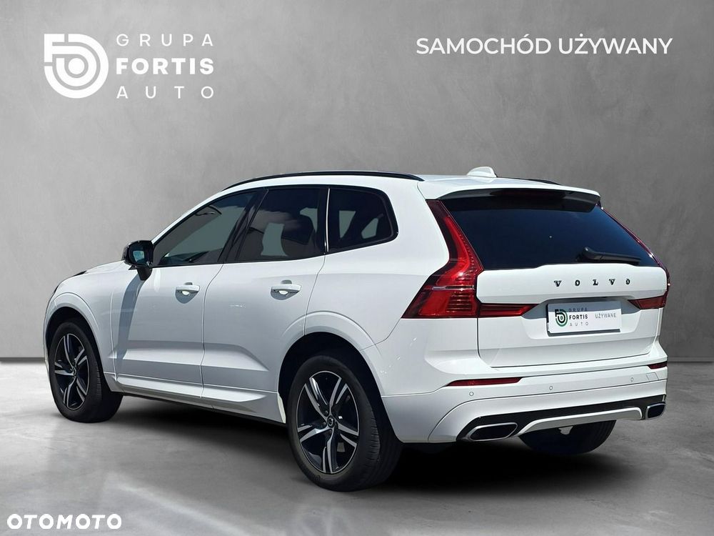 Volvo XC 60 B5 B AWD R-Design - 3