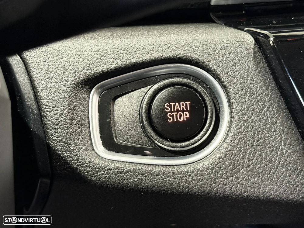 BMW 225xe Active Tourer Advantage - 38