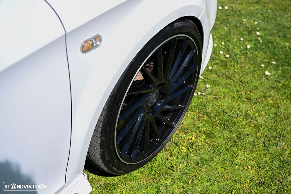 SEAT Leon 2.0 TSI Cupra R - 16