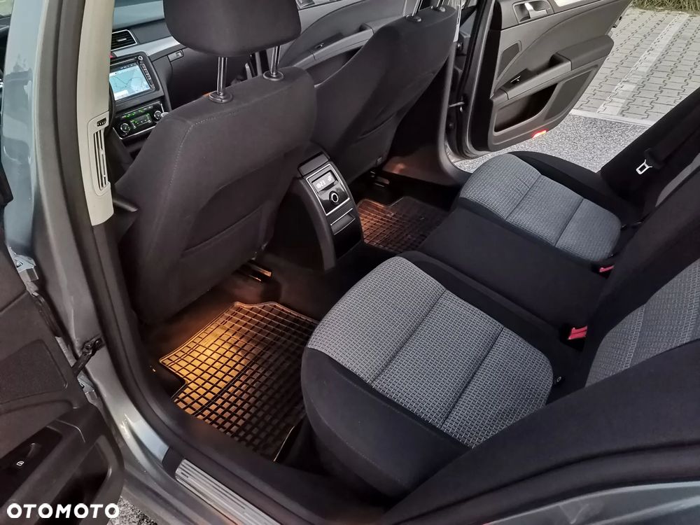 Skoda Superb 1.6 TDI Exclusive - 15