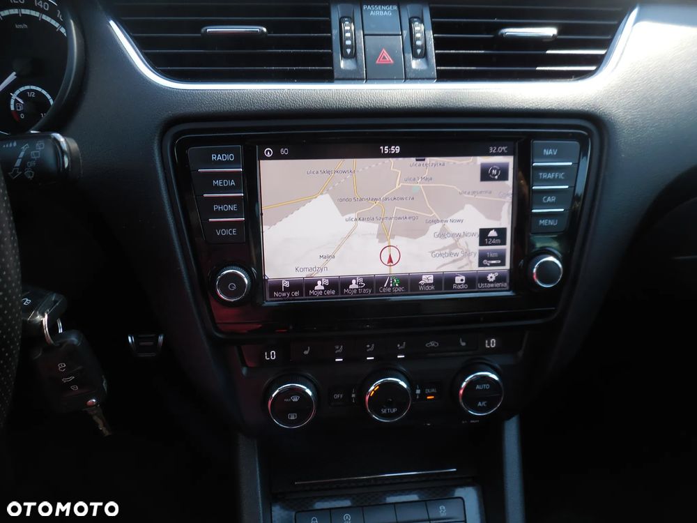 Skoda Octavia 2.0 TDI (Green tec) RS - 26