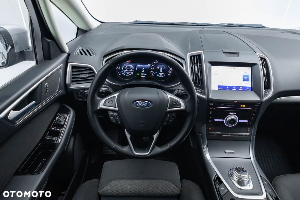 Ford S-Max 2.5 Duratec FHEV TITANIUM - 25