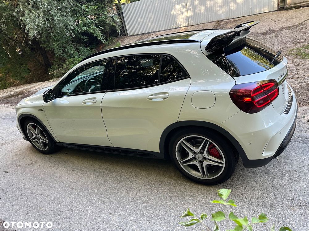 Mercedes-Benz GLA AMG 45 4-Matic - 4