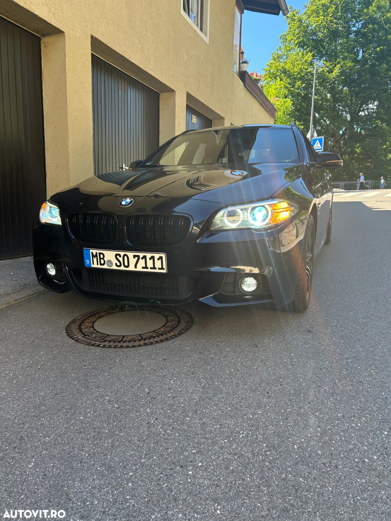BMW Seria 5 520d Touring Aut. M Sport Edition - 2