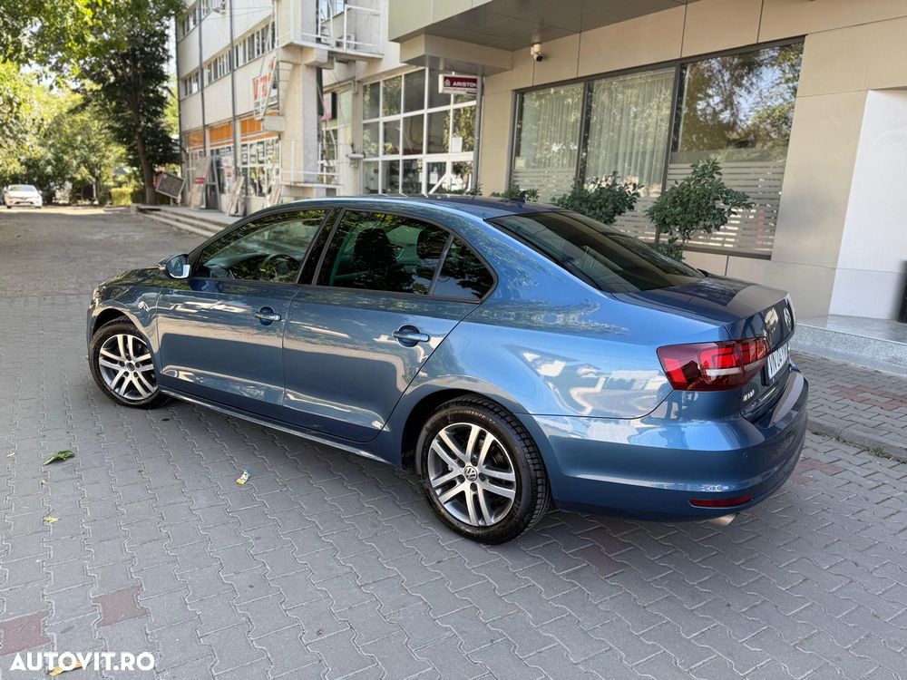 Volkswagen Jetta 1.2 TSI Comfortline - 9