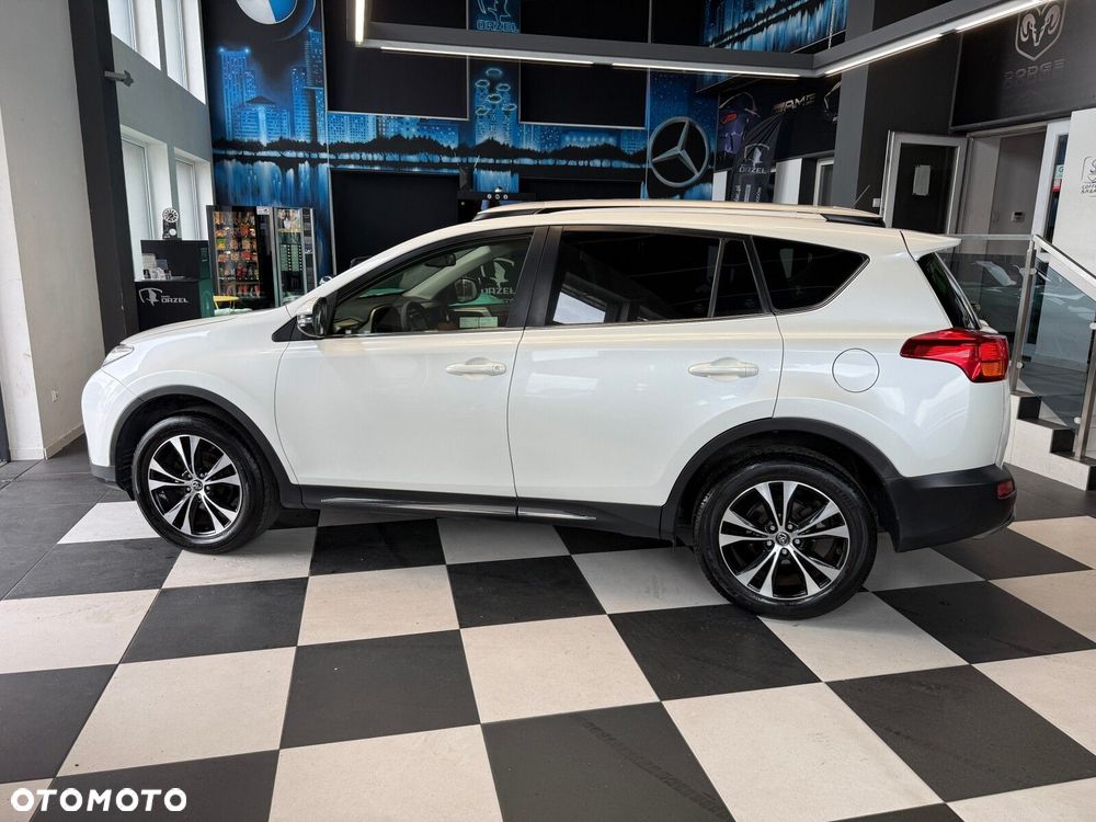 Toyota RAV4 - 9