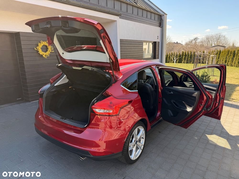 Ford Focus 1.5 EcoBoost Titanium ASS - 12