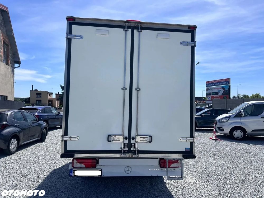 Mercedes-Benz Sprinter - 6