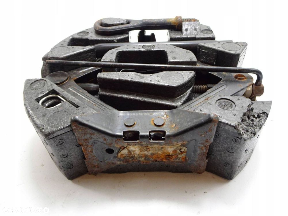 lewarek klucz wkrętka ford focus mk3 - 1