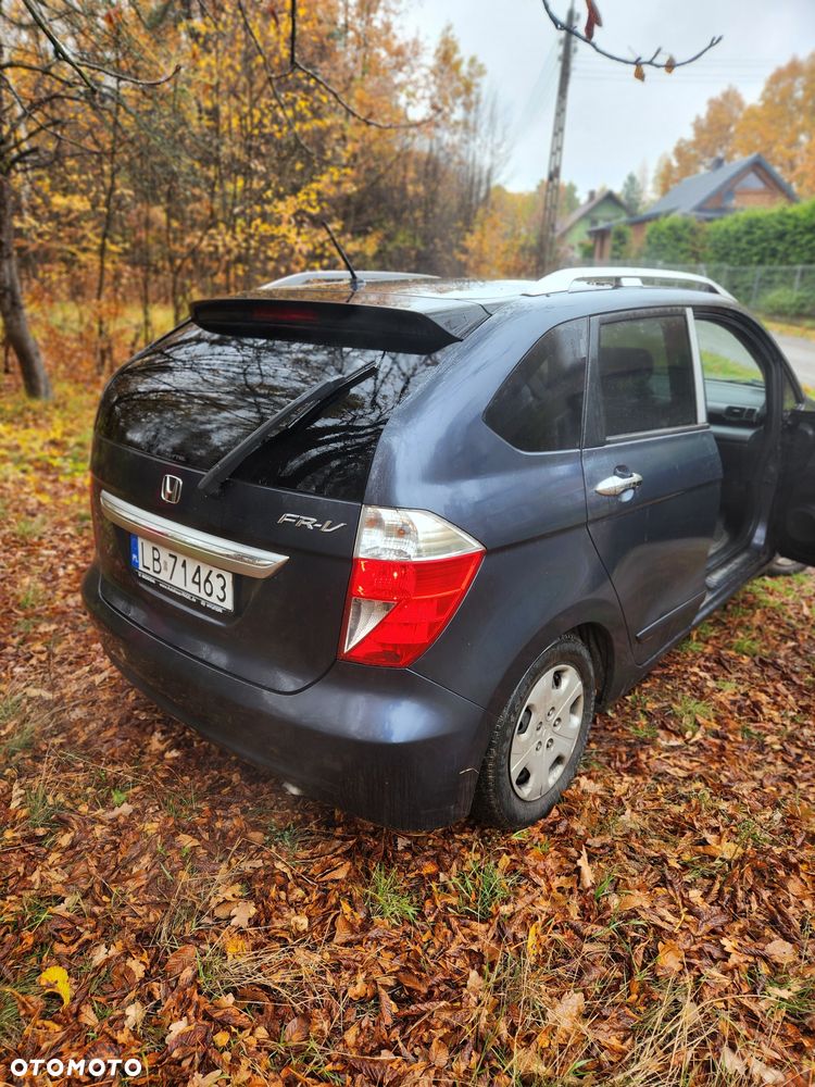 Honda FR-V