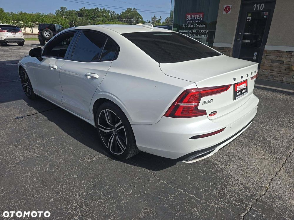 Volvo S60 T6 AWD R-Design - 3