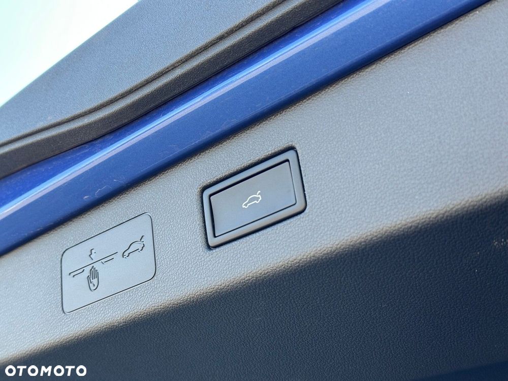 Volkswagen T-Roc 1.5 TSI R-Line DSG - 12