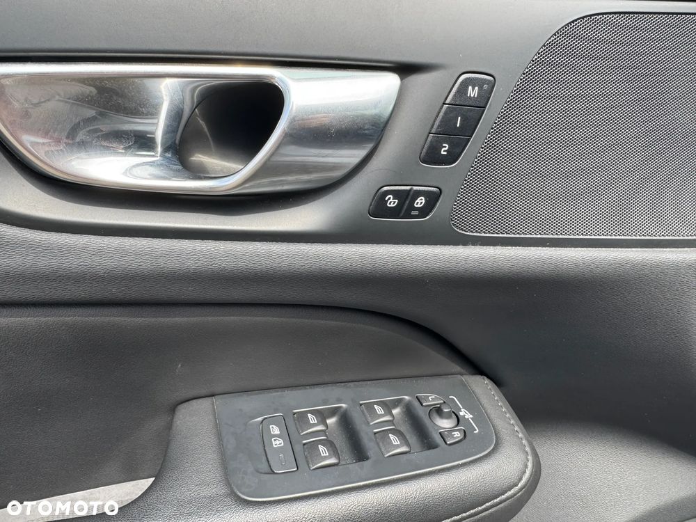 Volvo V60 B3 B Plus Bright - 17