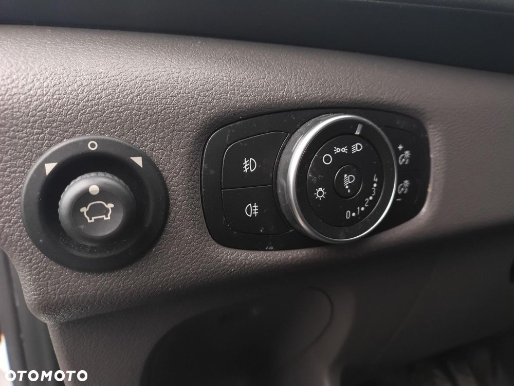 Ford Transit - 11