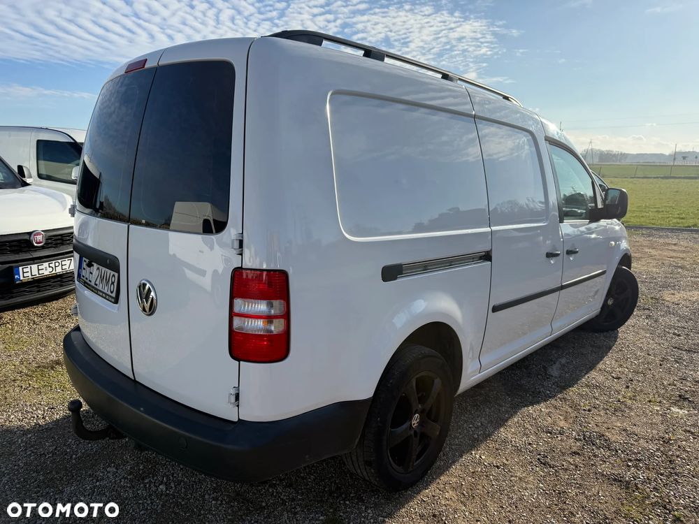 Volkswagen CADDY MAXI LONG 2.0 TDI 140 MANUAL 6 BIEGÓW SUPER STAN GOTOWY DO PRACY - 25
